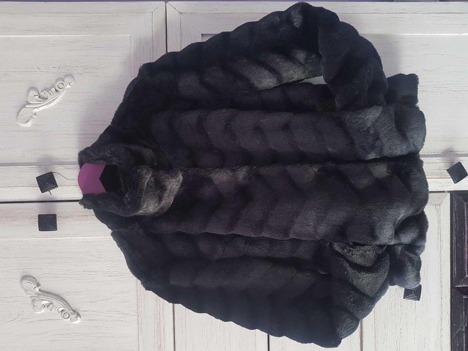 Futerko ORSAY j.nowe M śliczne ciepłe założone 2-3 razy futro krótkie