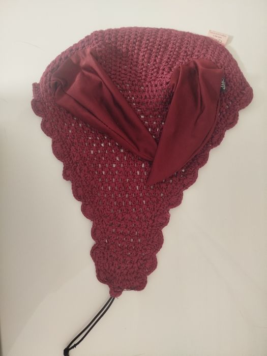 Вушка для коня бордові