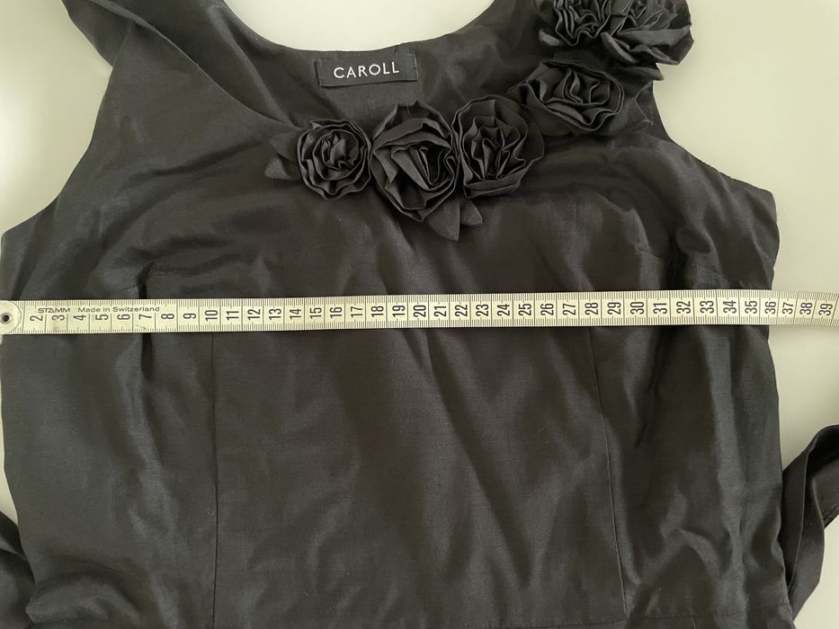 Vestido preto caroll