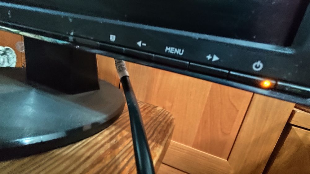 50Monitor Asus VW193 19 cali