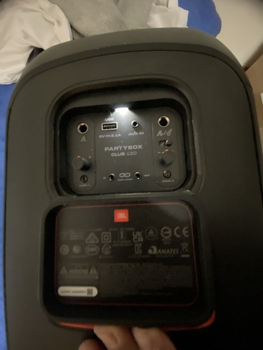 Jbl party box cloub 120 nova