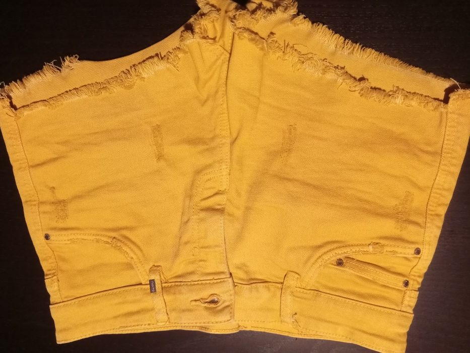 2 Calções 10-11 anos