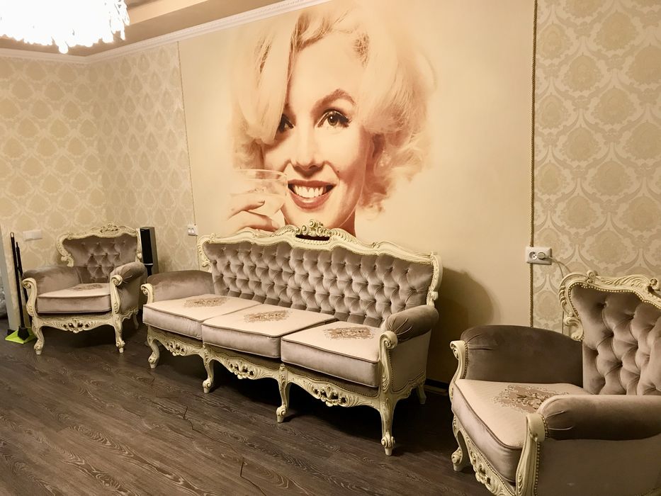 Диван і два крісла «борокко» як нові