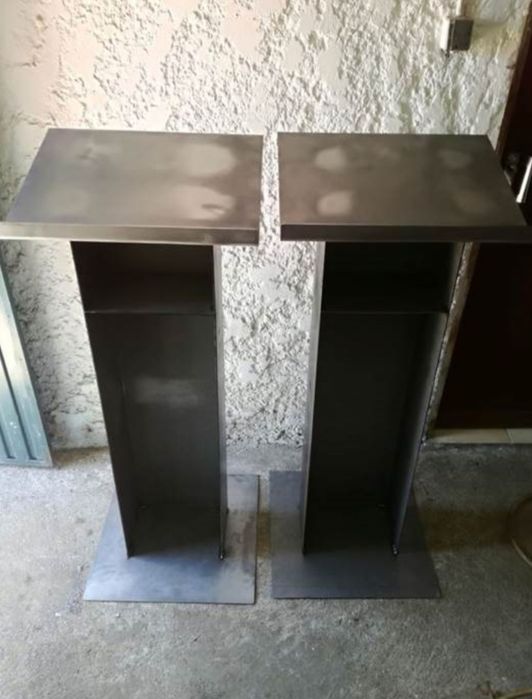 Púlpitos em metal
