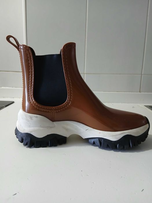 Botas de senhora, Lemon Jelly