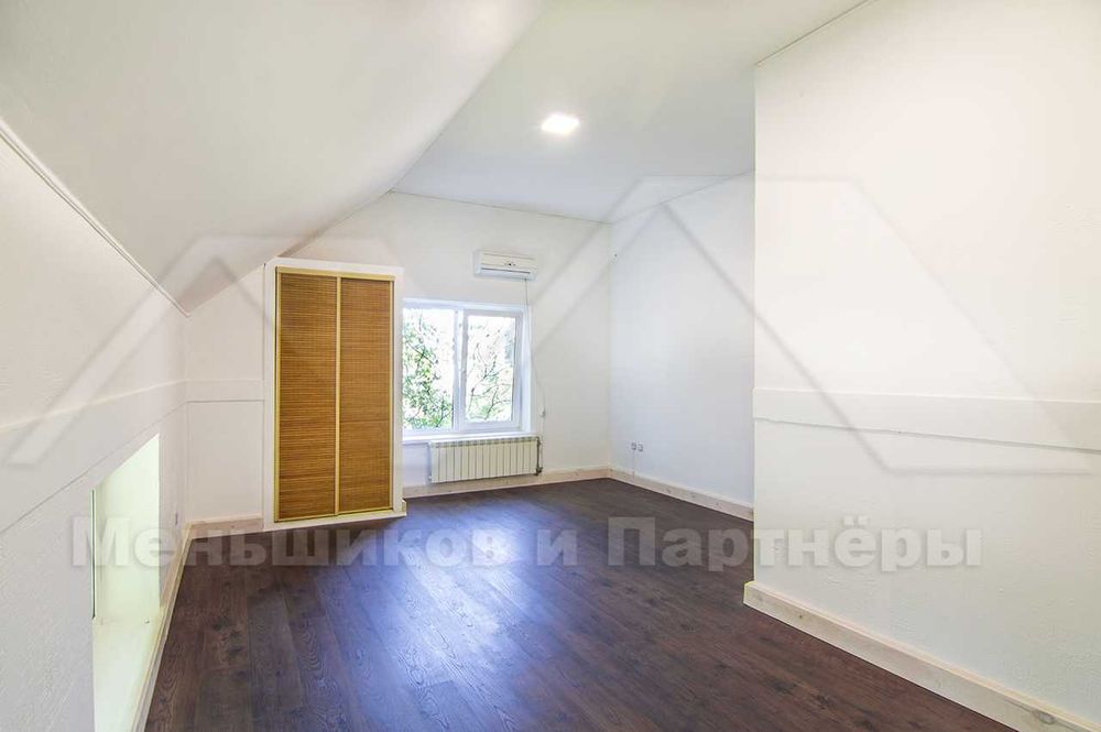 Оренда 5к будинку. Можна під офіс, Подільский р-н, вул. Огіркова Нівки