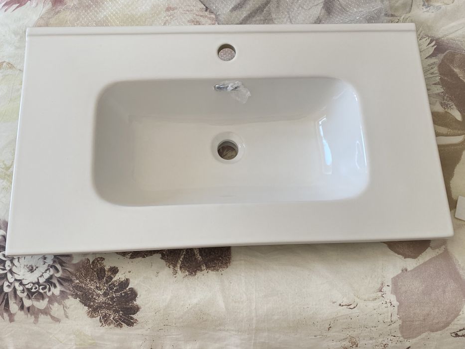 Lavatório Cerâmico Novo com Caixa, de Encastrar, para Móvel de 80cm