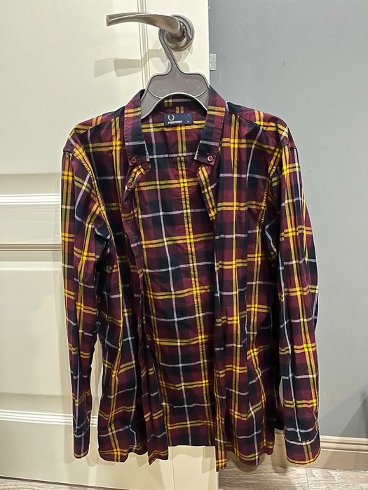 Продам сорочку Fred Perry розмір S