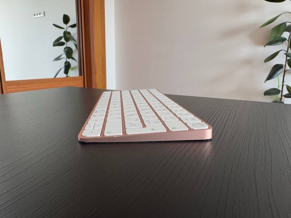 668-Apple Magic Keyboard TouchID