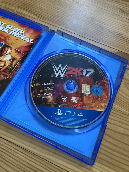 Gra W2k17 ps4 playstation 4 gra wrestling prezent