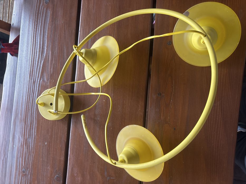 Lampa sufitowa żółta