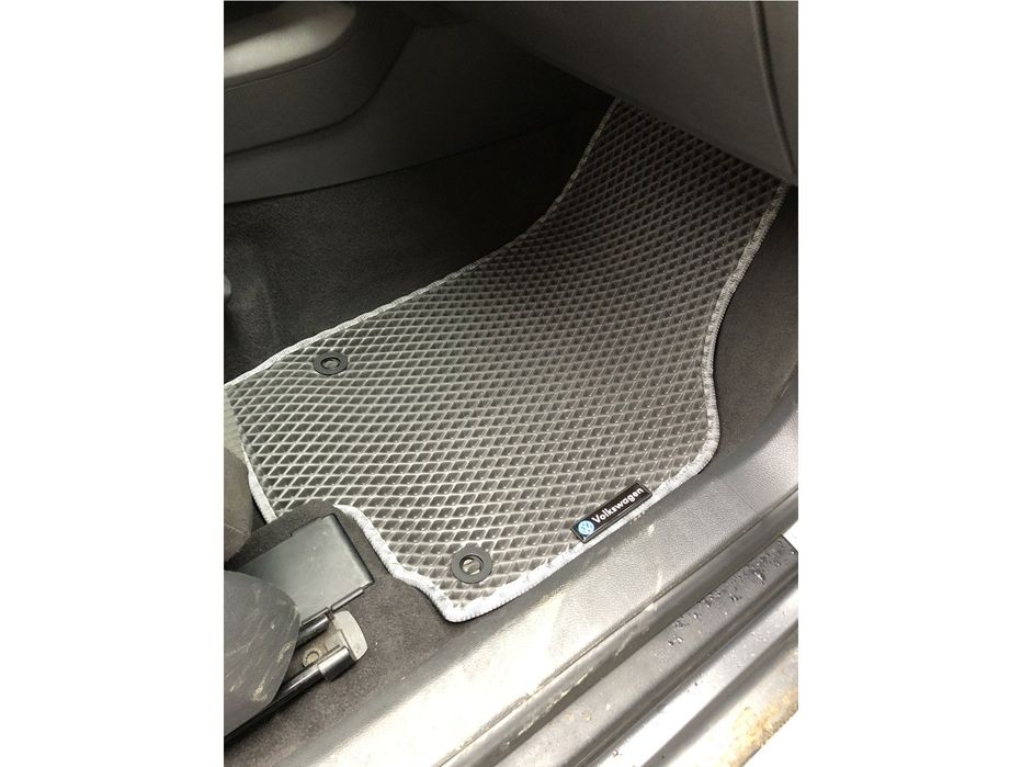 Volkswagen Golf 5 Коврики EVA (черные)