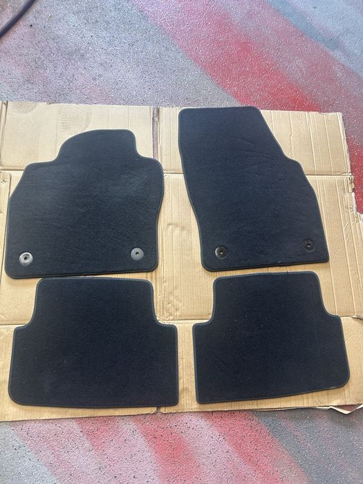 DYWANIKI chodniczki welurowe VW TAIGO 2G7 2026 2G1863011B