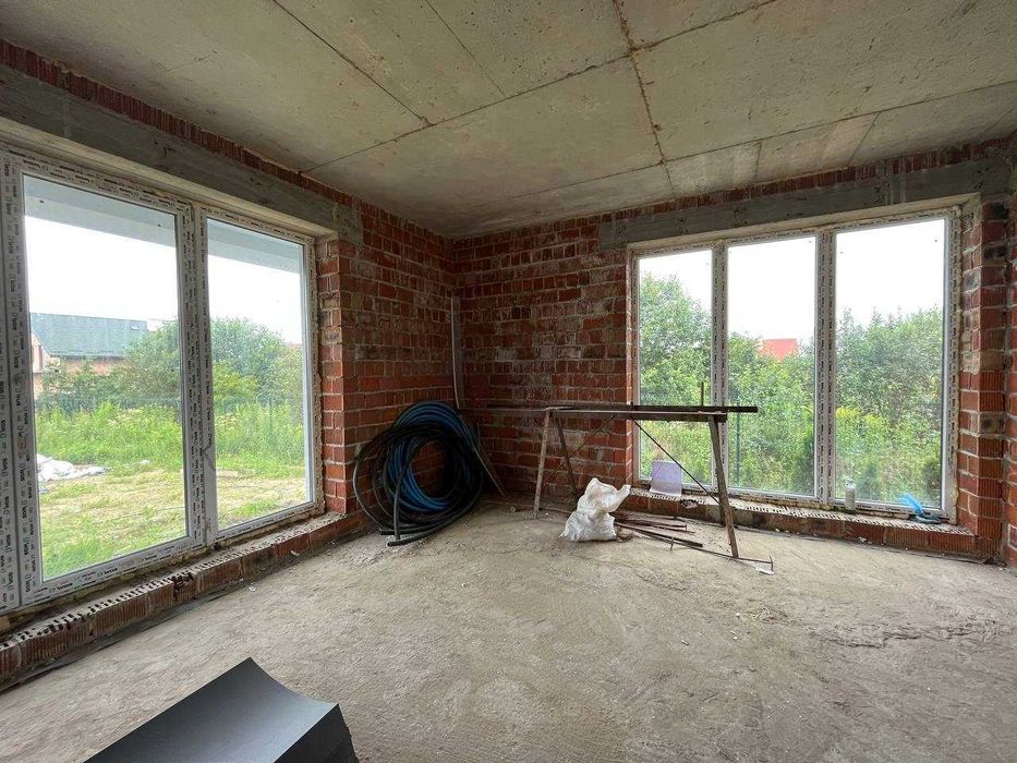 Продаж будинка Пустомити з ділянкою 5 сотих котедж