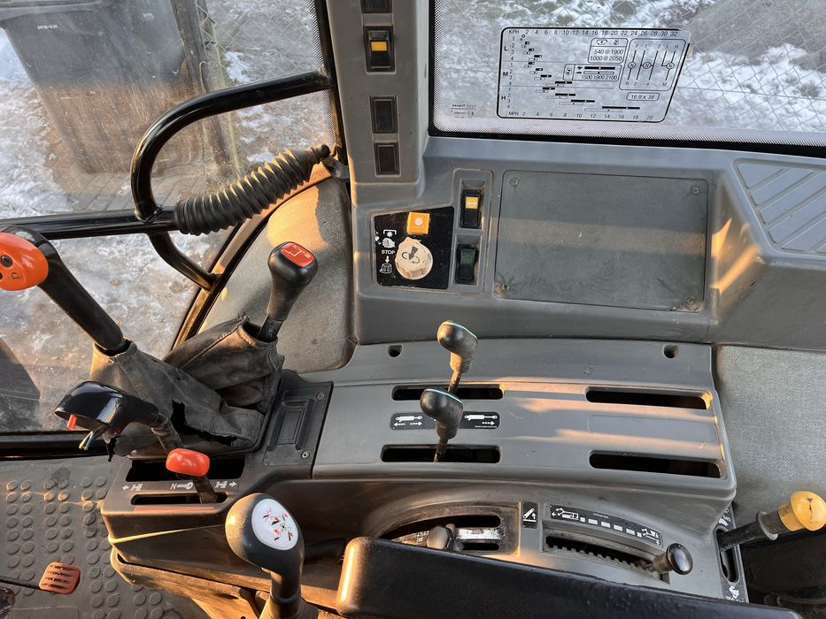 Ford NewHolland 7740 z turem, 90km