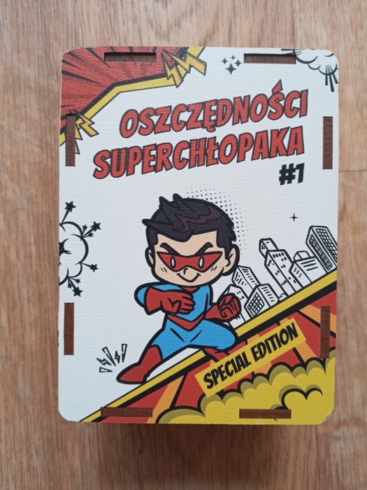 Скарбничка дерев'яна для хлопчика. Нова