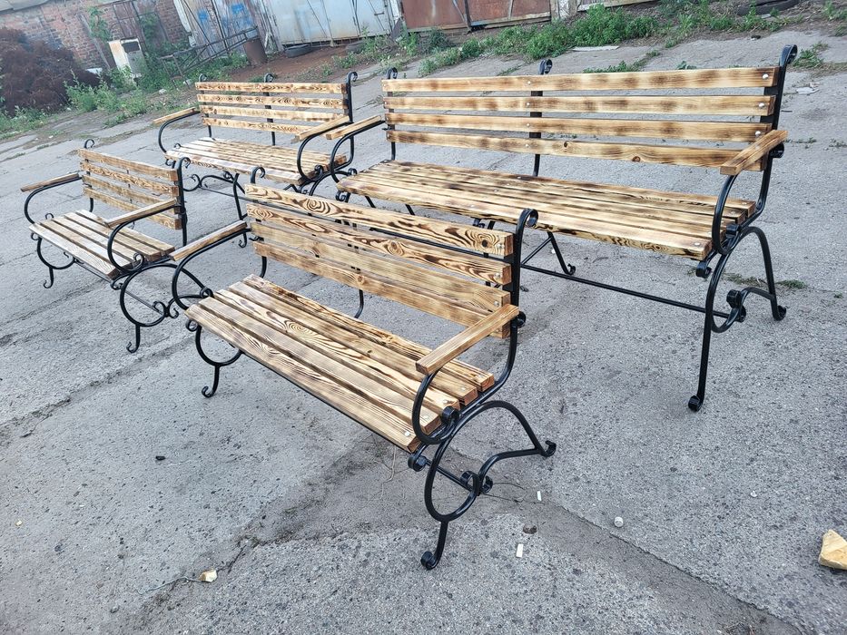 Лавка садова ,садові меблі.