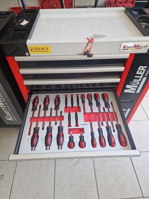Carrinho de ferramenta de 7 gavetas completas novo