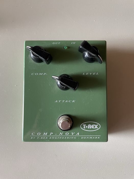 Trex compnova - como novo