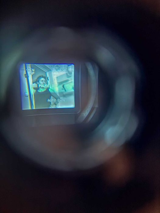 Kamera JVC GR-Sx24 z NightScope