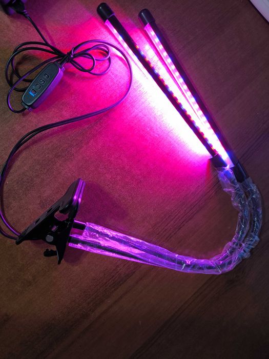 Светодиодная фитолампа для растений и рассады, 2 головы, полный спектр