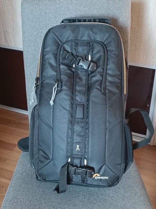 Plecak na aparat Lowepro Slingshot Edge 250 AW