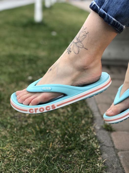 Вʼєтнамки Крокс crocs Bayband Flip наявні 5 кольорів