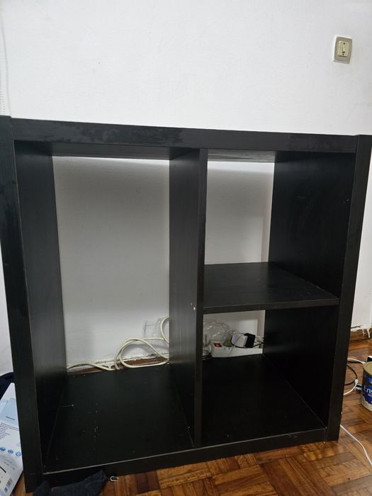 estante divisória preta