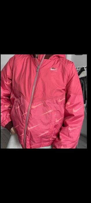 Куртка nike.Оригинал,новая,размер L.