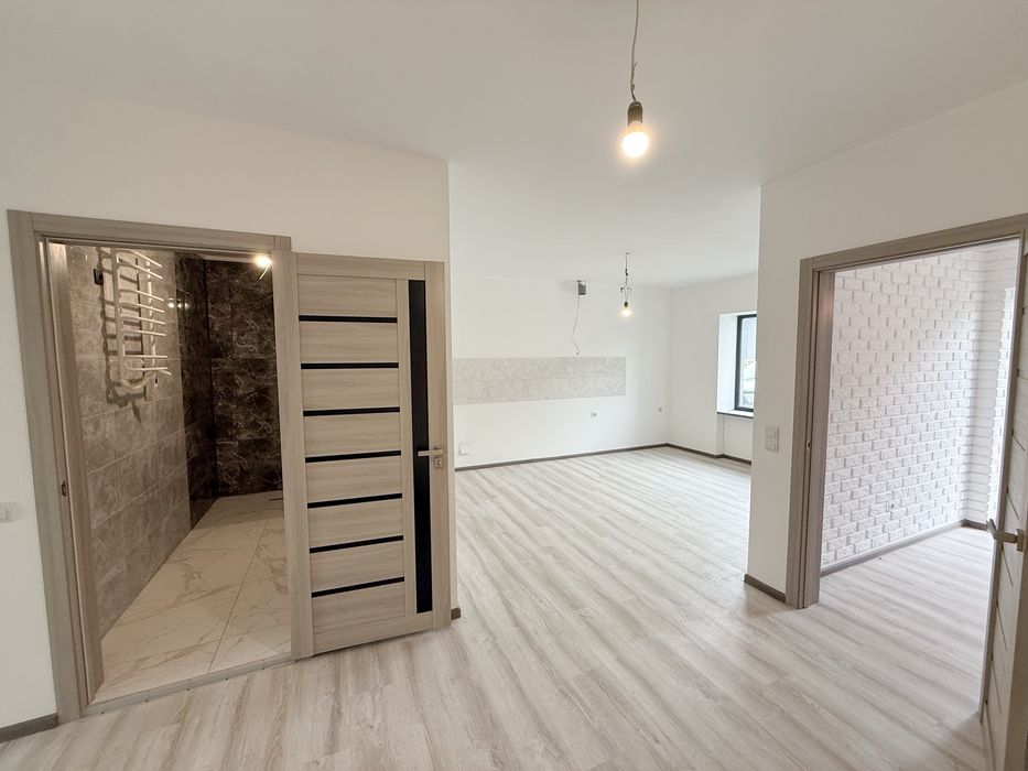 Продаж котеджу з частковим ремонтом