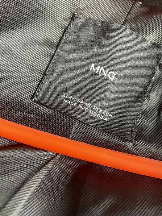 Trencz Mango rozmiar XS