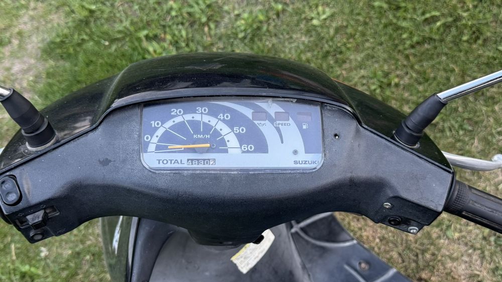 Продам скутер Suzuki