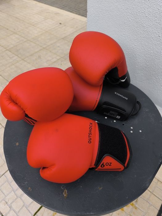 Dois pares Luvas Boxe Decathlon