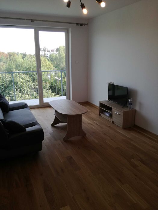 2 Pokojowe  mieszkanie na wynajem z balkonem i garażem