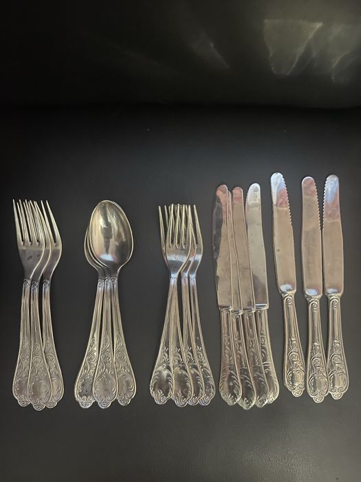 Вінтажні столові прибори