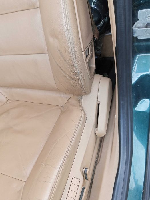 Fotele przód beżowe elektryczne pamięc Vectra C Signum