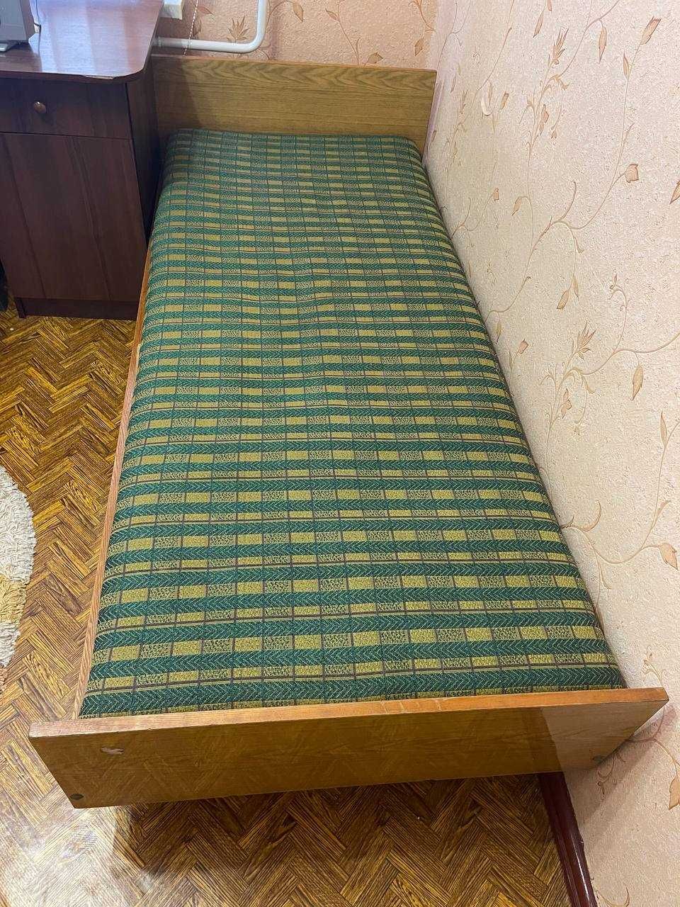Односпальная кровать с матрасом для взрослого или ребенка 190х80: 800 ...