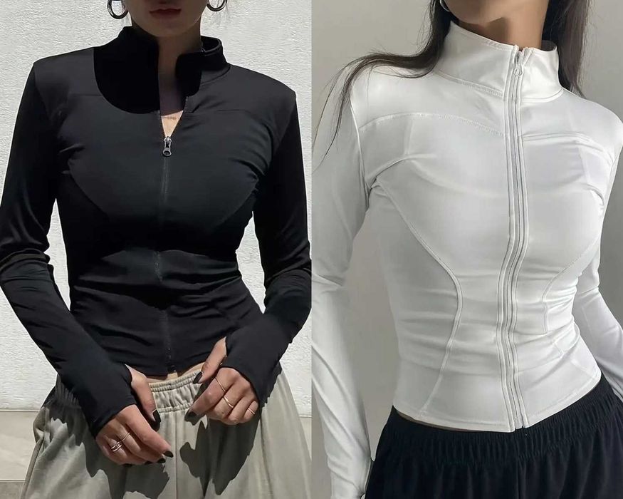 Жіночий спортивний лонгслів на змійці кофта з вирізом для пальця