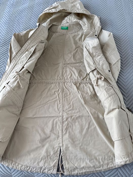 Kurtka damska parka, wiosenna, rozmiar M, marka Benetton.