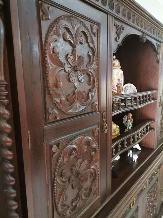 Móvel Sala aparador antigo madeira