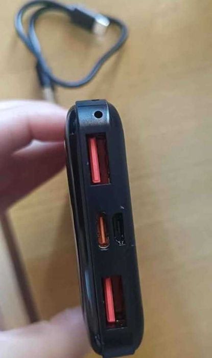 Power bank de carregamento rápido ( novo com garantia)