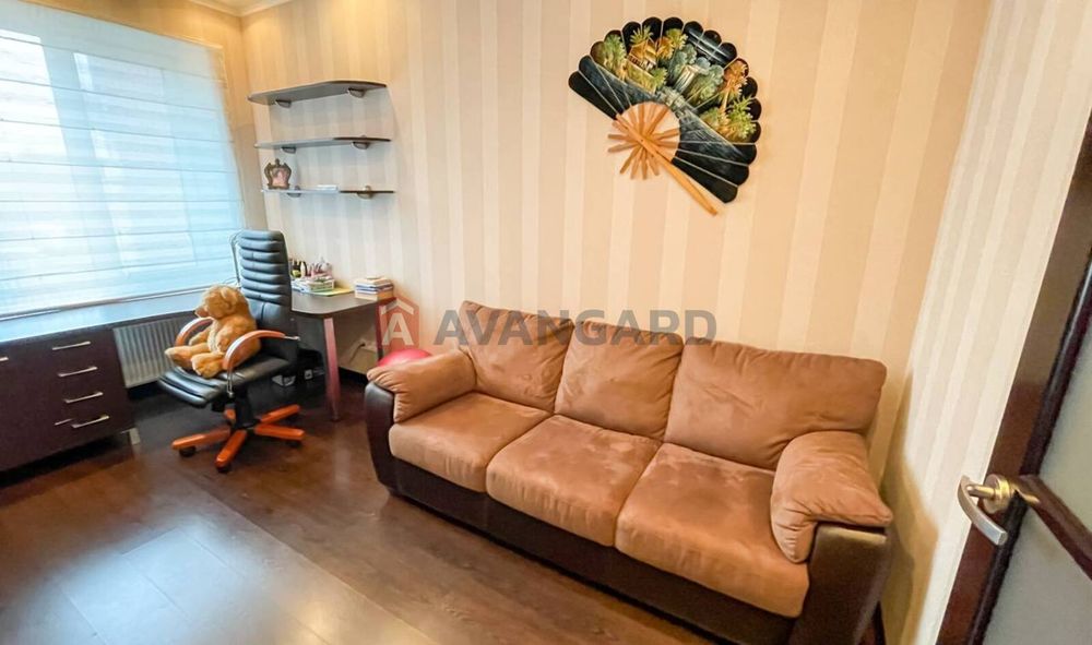 Велика простора квартира у цегляному якісному будинку ЖК Каскад