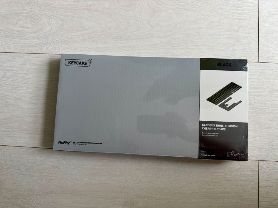 NuPhy - Canopus Shine-through Cherry PC Keycaps Black - Nowe