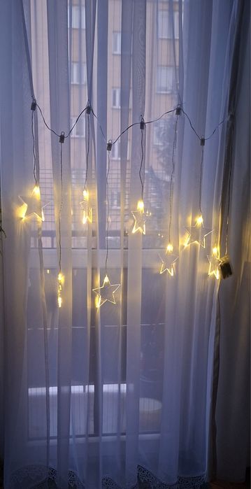 Kurtyna świetlna gwiazdki LED girlanda 100cm