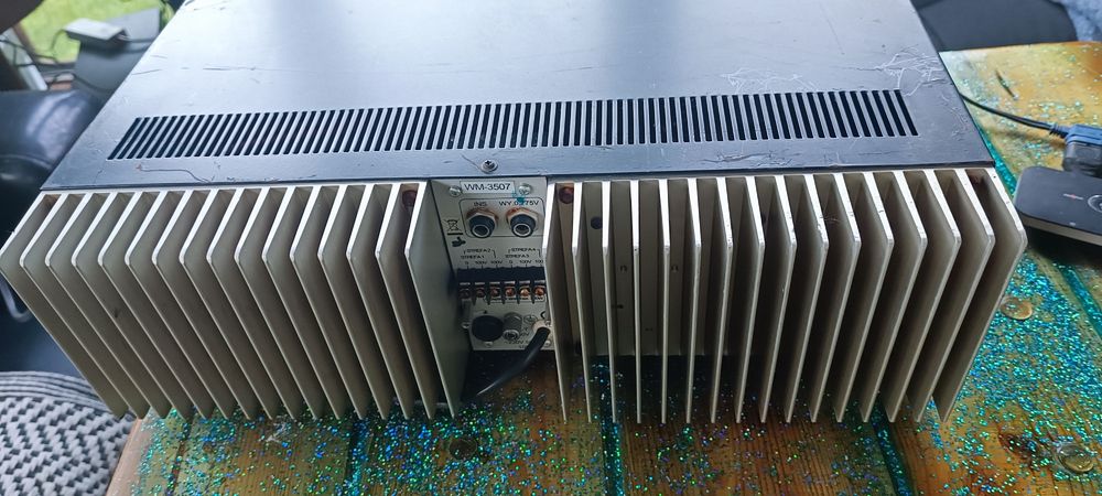Wzmacniacz mocy elektronika WM-3507 + krosownica rozdzielacz SR-06