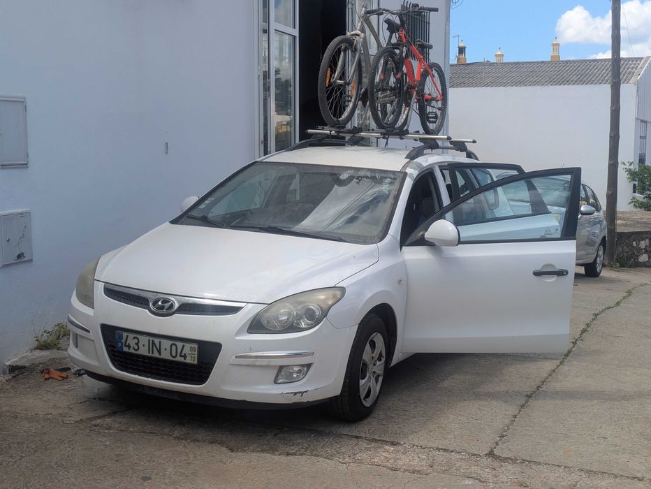 Hyundai I30 cw 290000km 1.6 crdi avariado
