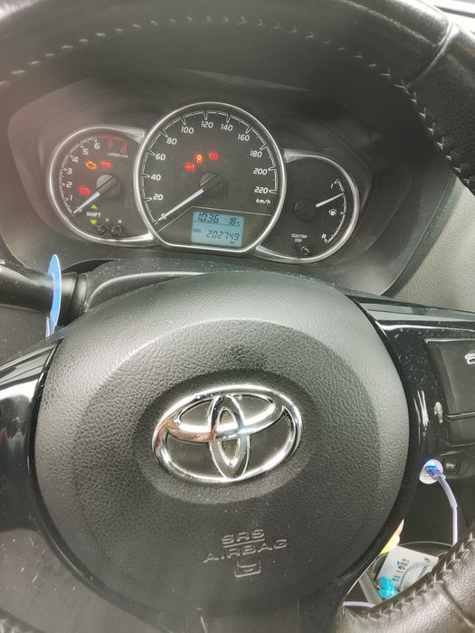 Vendo Toyota Yaris