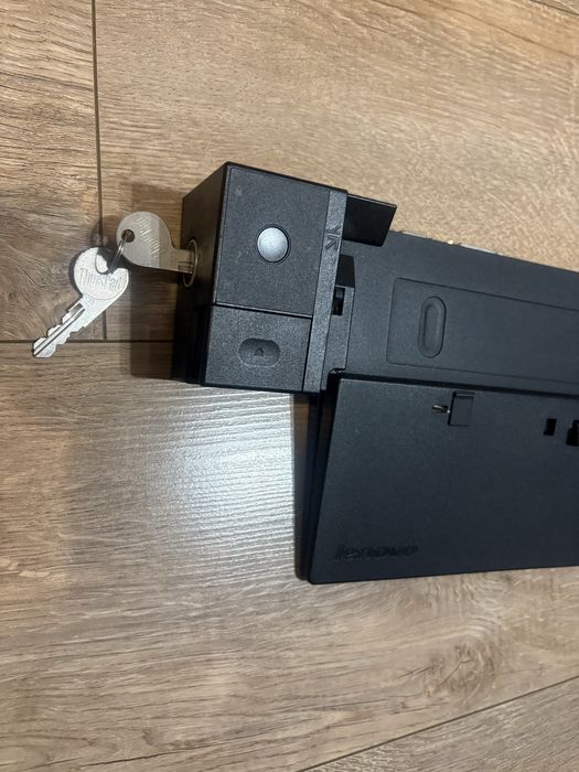 Lenovo ThinkPad Pro Dock (Type 40A1)
