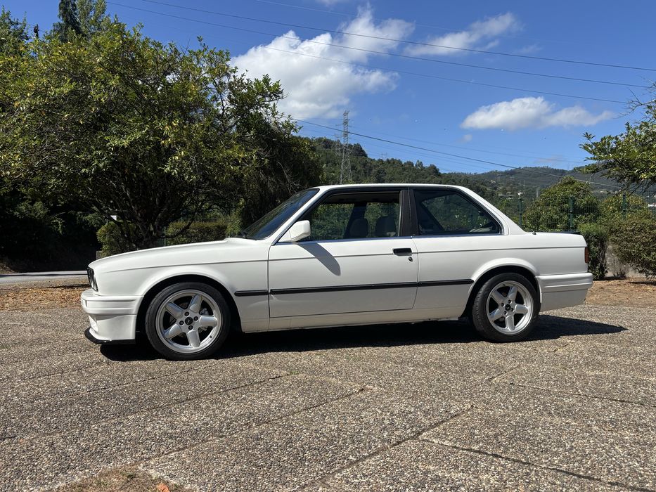 Bmw e30 coupe classico