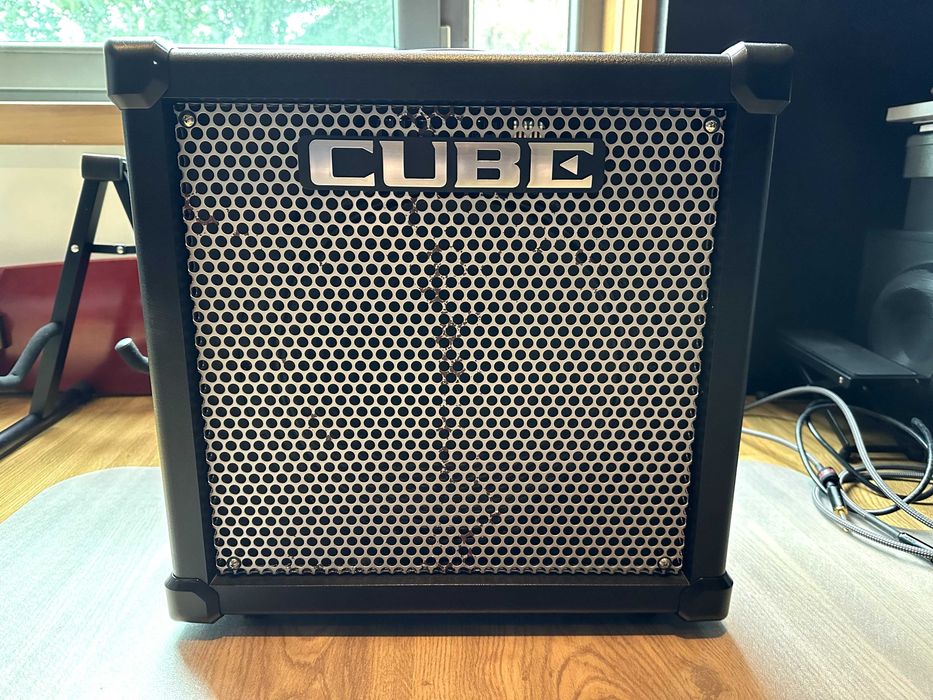 Roland Cube 80GX - Amplificador de guitarra elétrica